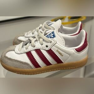Kid size OG Samba in great condition — white and burgundy.